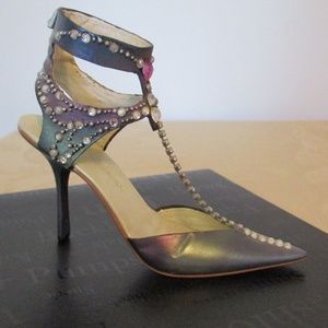 Just the Right Shoe by Raine "Midnight Mayfly"